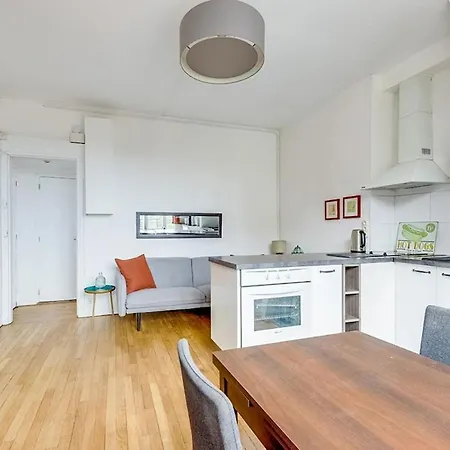 Typically Parisian Apartment *